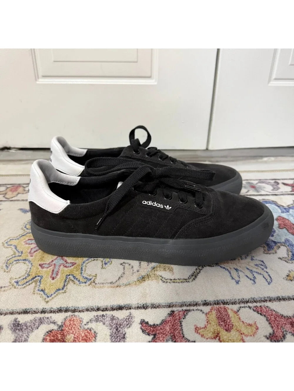 Adidas US 6 Black Skate Sneakers Red Sole White Trefoil Low Top Shoes